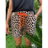 Liberté Liberte dame shorts ALMA 9517 Shorts LUX LEO NEON ORANGE