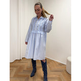 MARTA DU CHATEAU Marta Du Chateau dame kjole MdcViolet Restudsalg LightBlue64.